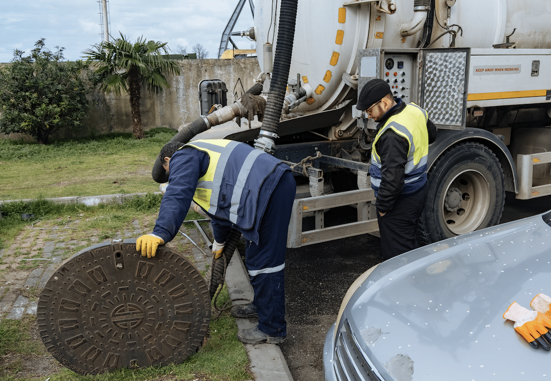 BBB Septic pump truck